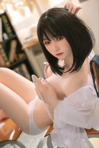 Bezlya 最新 全シリコン製 成熟した学園少女ラブドール 160cm H4870 花梨